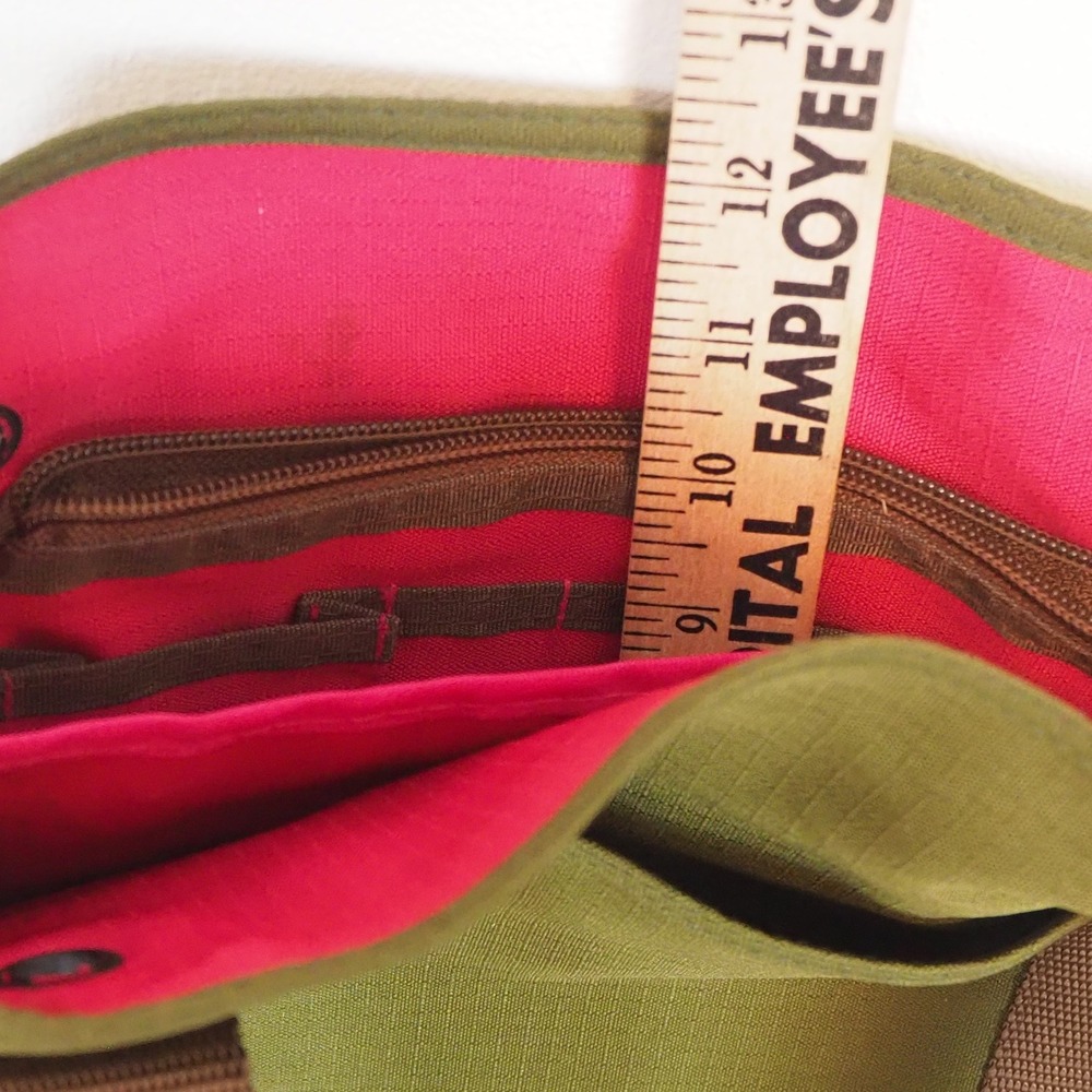 III Parcel Urban Utility Shoulder Tote Green Pink Ripstop Nylon Gorpcore Pouch - Picture 10 of 14